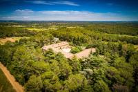 Gîte du Domaine Saint Jean De L'arbousier - B&B Castries