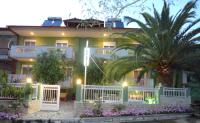 Phoenix Studios - B&B
