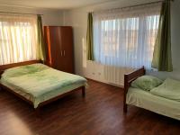 Familienzimmer mit Balkon