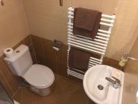 Chambre Lits Jumeaux avec Salle de Bains Privative