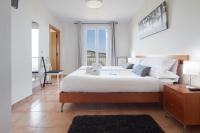 Tweepersoonskamer met 1 of 2 Bedden en een Extra Bed