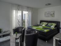 B&B Trier - Ferienapartment im Augustinus Park - Bed and Breakfast Trier