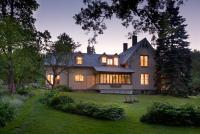 Gothic Eves Inn and Spa Bed and Breakfast - B&B