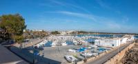 Beachfront holiday apartment Lotja 7 - Grupo Berna - Bed and Breakfast
