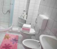 Appartamento con 2 Camere da Letto e Balcone