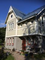 Jeja Roosintie 6 - B&B