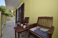 Apartment mit Balkon