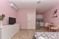 Studio Apartment Deluxe - Bed and Breakfast