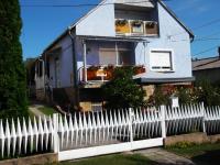 Szabó Apartmanház - B&B