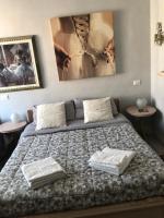 Doppel- oder Zweibettzimmer