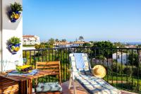 Stunning penthouse with pool in El Faro by Costarentals - Ref 51 - B&B