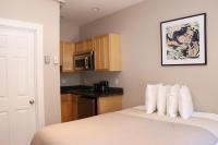 B&B Boston - Stylish Downtown Studio in the South End, C. Ave #1 - Bed and Breakfast Boston