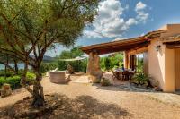 Villa Gaviel, villa con accesso diretto al mare - B&B