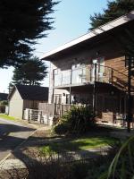 Tincroft Cottage - high end, luxury living near the beach - B&B