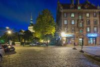 Luxury One-Bedroom Apartment Panoramic View