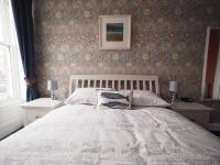 Deluxe Zimmer mit Kingsize-Bett