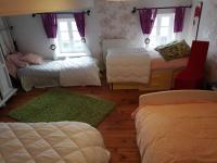 Quadruple Room with Shared Bathroom
