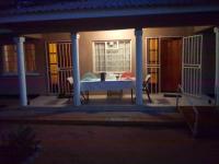 BJ&T Vacation Homes - Bed and Breakfast Kasane