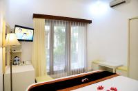 Deluxe Double Room (2 Adults + 1 Child)