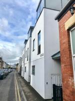 2 The Mews, Upper Bath Street - B&B