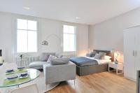 B&B Edinburgh - Destiny Scotland - St Andrew Square Apartments - Bed and Breakfast Edinburgh