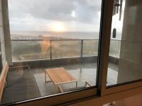 Amazing sea View, steps to beach, near Tel-aviv - Chambres d’hôtes Bat Yam
