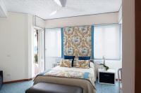 Standard Dreibettzimmer mit Meerblick