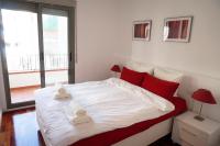 Happy Holiday Beach Home - B&B Sitges