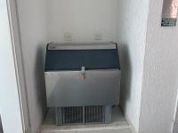 Flat lindo a 120 metros da praia de Riviera de São Lourenço até 4 pessoas - Chambres d'hôtes Bertioga