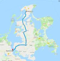 Apartment mit Balkon