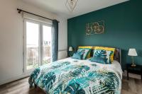 CHIC B&B + Balcony - Hyper center - Ferienwohnung Reims