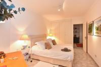 One-Bedroom Apartment with Sea View