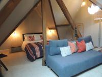 King Studio with Sofa Bed