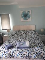 Deluxe Double Room with Shower