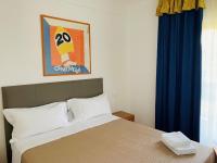 Appartement met Zijdelings Uitzicht op het Meer