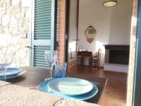 Apartment with Garden View