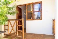 Villa Mashariki - luxury villa 400m from the beach - B&B