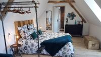 Chambre Double - Vue sur Piscine