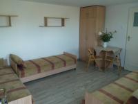 Camera Tripla Classic