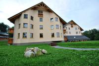 Nowoczesne Apartamenty Sun Seasons 24 w Karpaczu z Parkingiem by Noclegi Renters - Chambres d'hôtes Karpacz