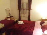 Triple Room with Shared Bathroom
