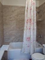 Queen Room with Spa Bath