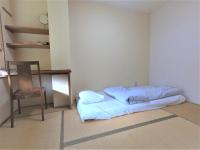 Japanese-Style Twin Room with Shared Bathroom