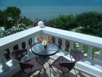 Habitación Doble con balcón y vistas al mar