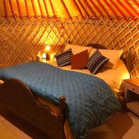 B&B Kilkenny - McClure Yurt at Carrigeen Glamping - Bed and Breakfast Kilkenny