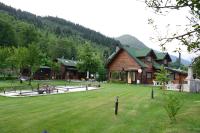 Deluxe Double Room (2 Adults + 1 Child)