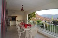 Résidence U MELU GRAND T3 ROUGE en rez de jardin - B&B Tiuccia