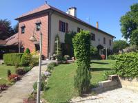 B&B Besain - L'Ancienne Cure - Bed and Breakfast Besain