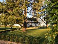 LA FERME D'AIGUROLLES - Bed and Breakfast