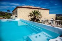 Château de Valloubière - B&B Saint-Jean-de-Fos